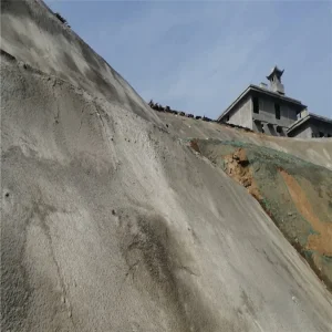 Alternative view of 矿山边坡绿化工程 绿化客土喷播施工